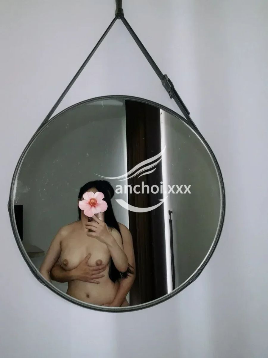🌸 TÚ UYÊN 🌸🌸🌸- GÁI MIỀN NAM VẺ ĐẸP RẠNG NGỜI - VÚ TO MÔNG MẨY - KHOÁI CẢM DỤC VỌNG
