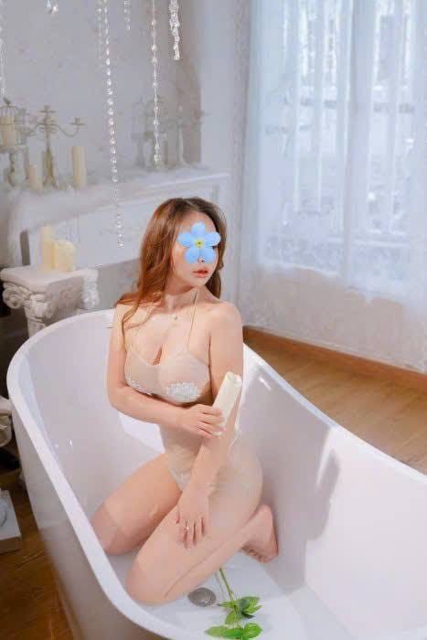 Ảnh chính