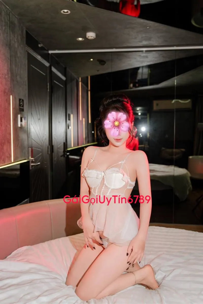 Ảnh 6 - Hotgirl Gymer❤️QUỲNH NHI❤️Trẻ Xinh Da Trắng Body Cao Ráo Mình Dây Vú Đẹp-Vui Vẻ Nhiệt Tình