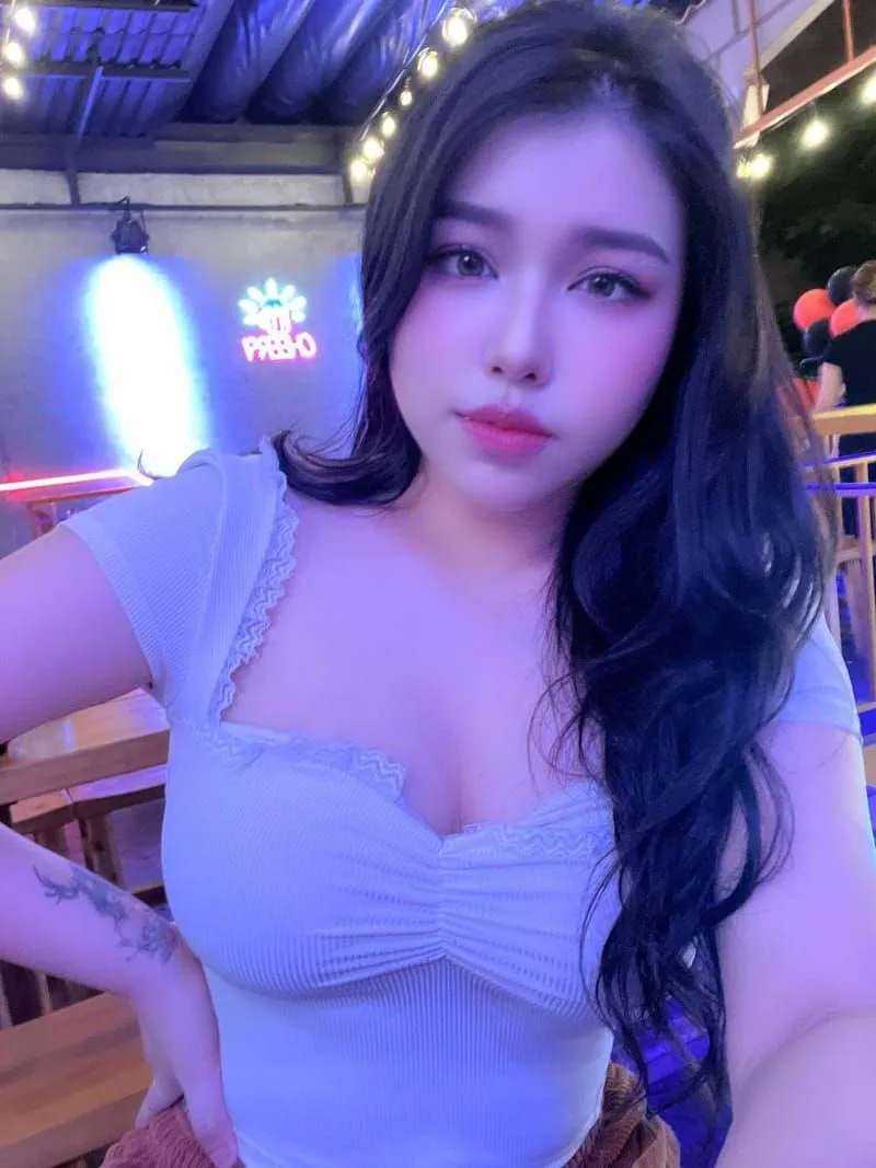 Như Châu Ngoan Hiền Làm Tình Tốt