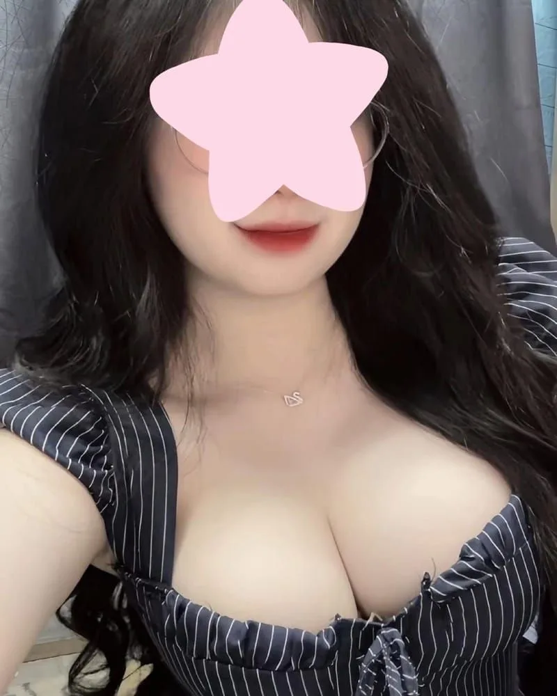BÉ LINH CHI SUGAR BABY, MẶT LAI TÂY, LÀM TÌNH ĐIÊU LUYỆN, NGƯỜI TÌNH KHÓ QUÊN CỦA ANH EM