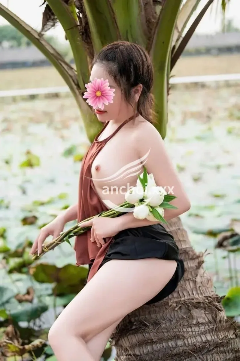 Thỏa Mãn Sung Sướng Cùng Em Hà My