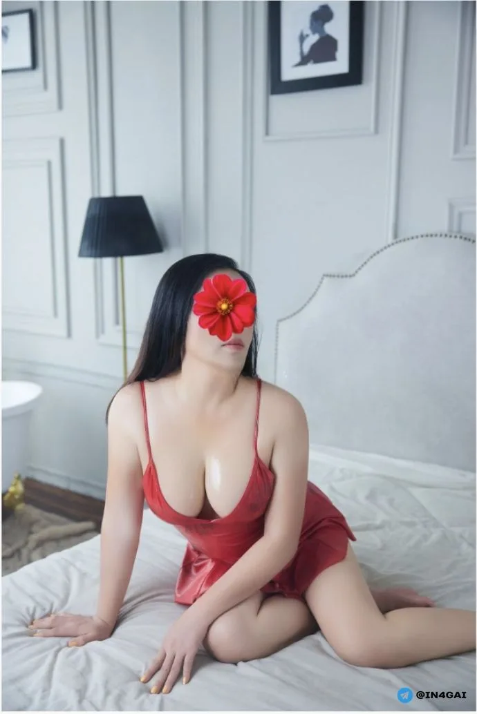 VÂN ANH - DÂM NGOAN NHIỆT TÌNH, VÚ TO, BÍM MÚP