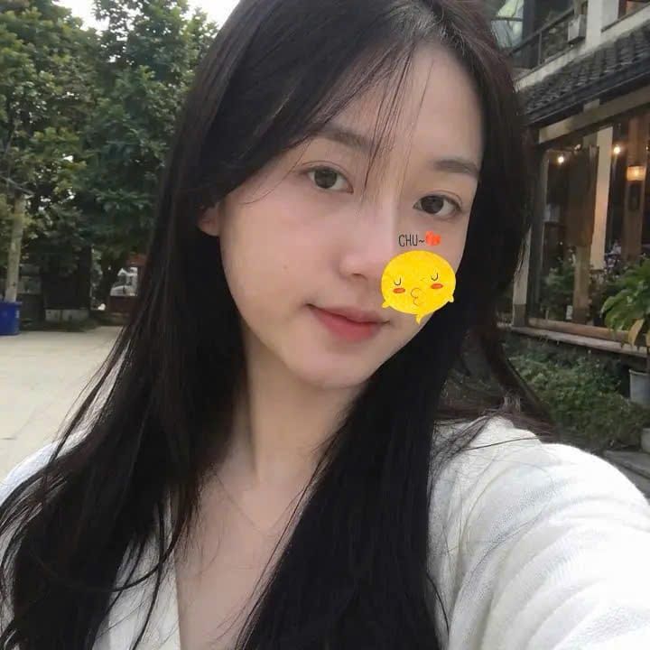 Ảnh chính
