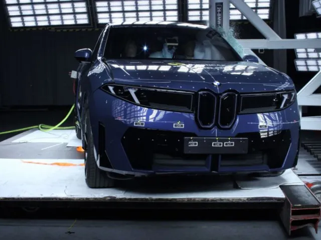 BMW iX3 và Zeekr 7GT trở thành những mẫu xe đầu tiên đạt 5 sao theo chuẩn Euro NCAP mới