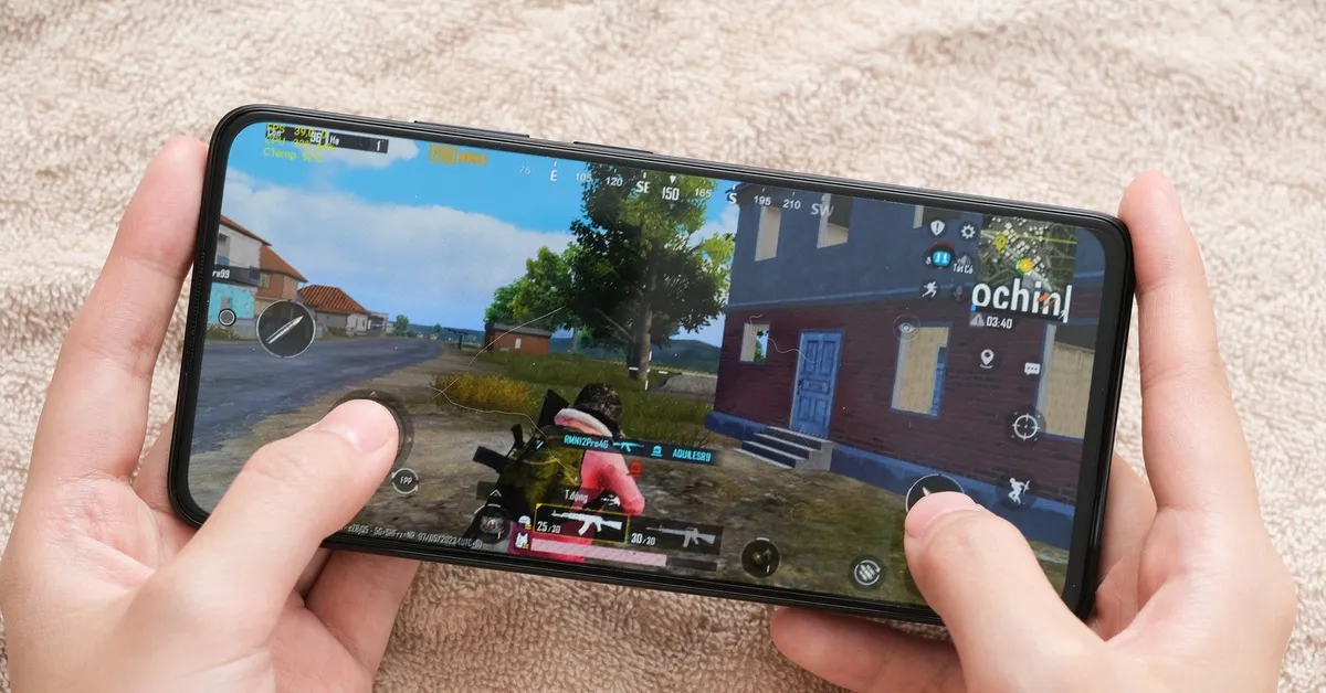 Trên tay smartphone Xiaomi siêu "dị" mới ra mắt: Năm 2023 vẫn dùng Android 11, chip Snapdragon đầu 7 của 3 năm trước, giá 7,19 triệu đồng
