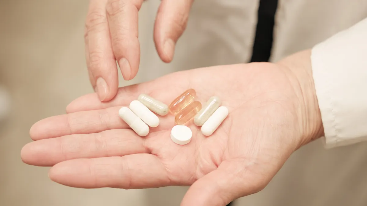 Tại sao càng uống vitamin cơ thể càng cảm thấy mệt mỏi?