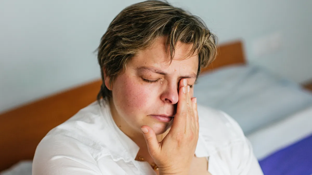 Nguyên nhân khiến người bệnh mệt mỏi do Lupus và cách kiểm soát chúng