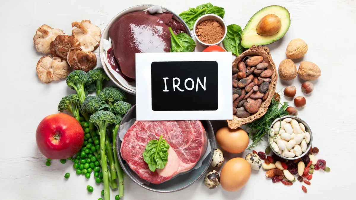 Sắt có trong thực phẩm nào? Gợi ý nguồn sắt dễ hấp thu cho mọi lứa tuổi