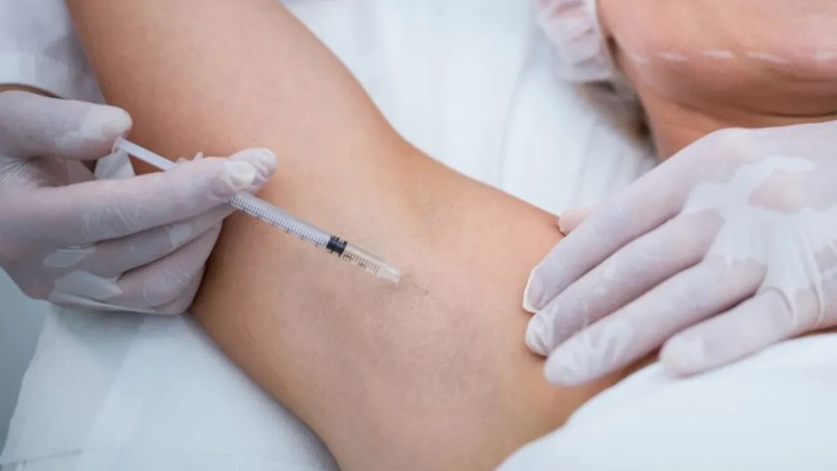 Tiêm botox trị hôi nách giá bao nhiêu? Những điều nên lưu ý khi tiêm botox