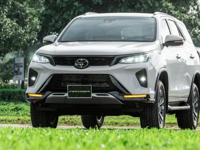 Toyota Fortuner sau gần hai thập kỷ tại Việt Nam: Đã trải qua những thay đổi nào?