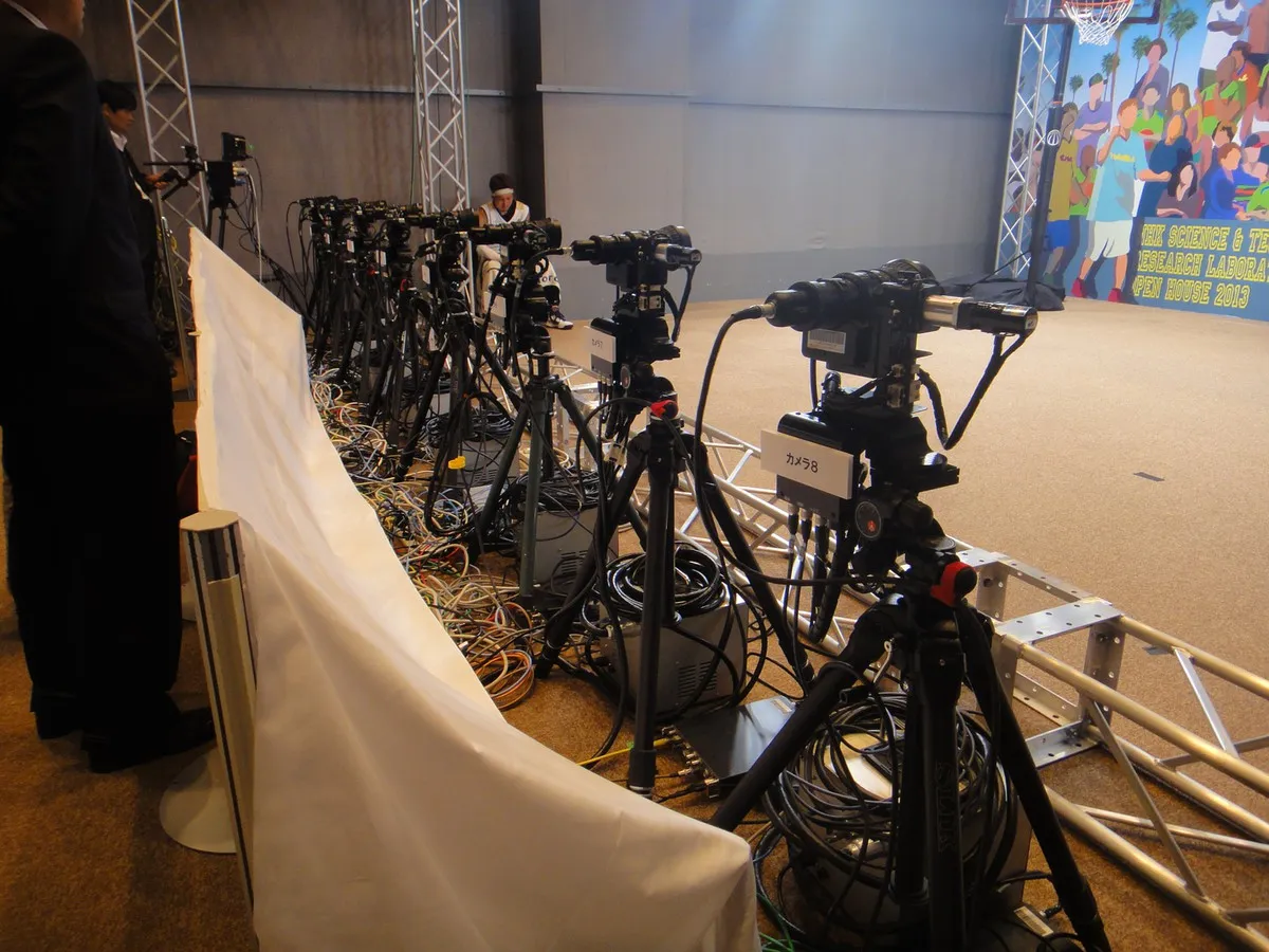 NHK phát triển hệ thống máy quay đa góc nhìn, giả lập hiệu ứng "bullet time"
