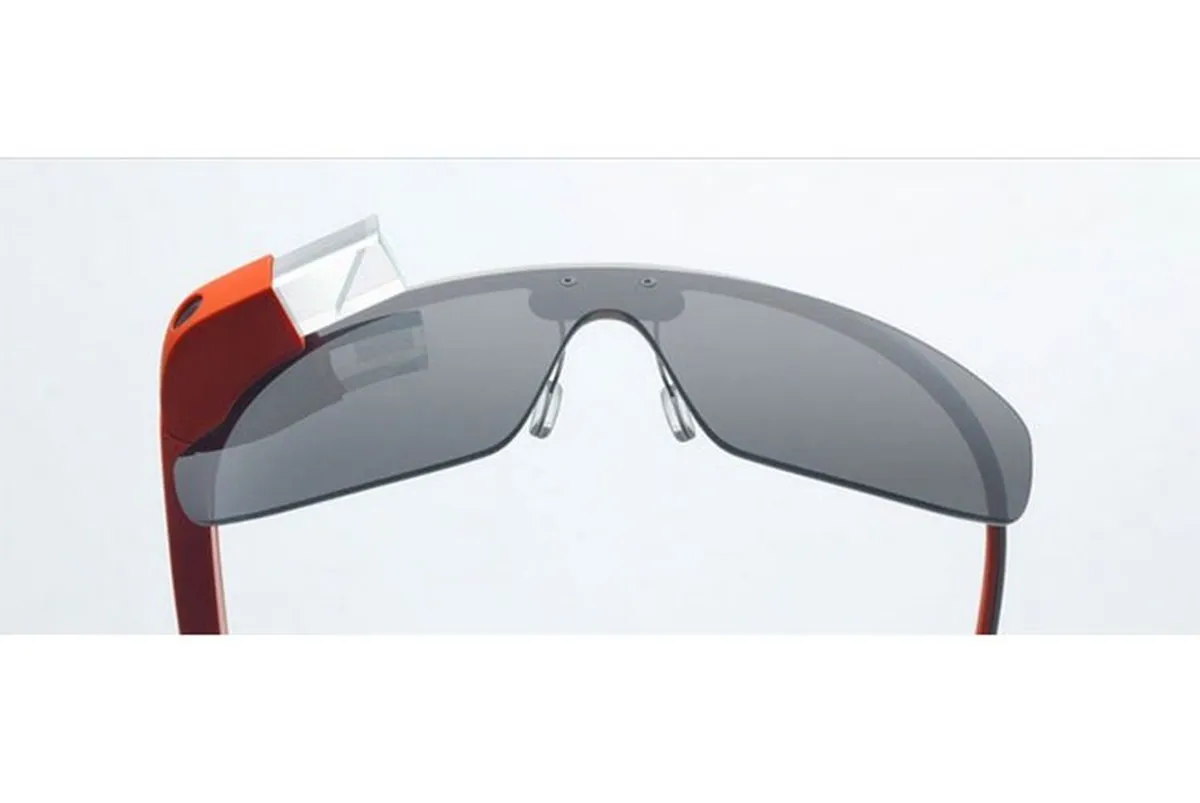Google Glass thế hệ tiếp theo sẽ được trang bị màn hình kép