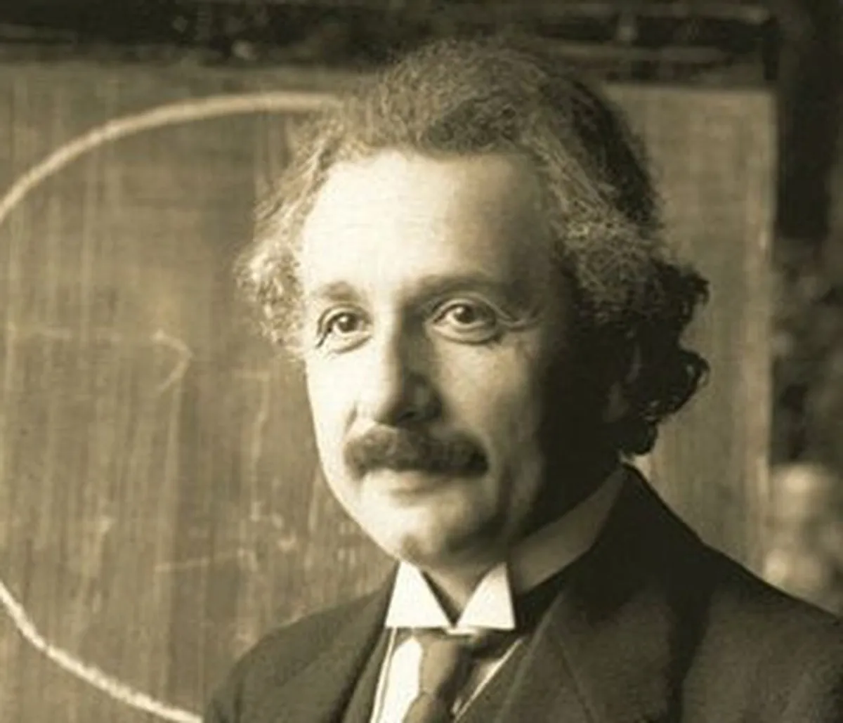Hàng ngàn tài liệu của Albert Einstein được cho tải về miễn phí