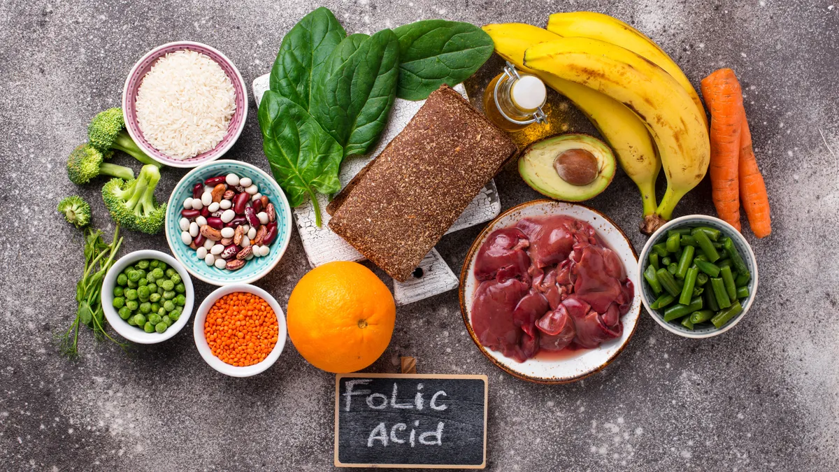 Bà bầu bổ sung 800mcg axit folic được không? Cách bổ sung axit folic cho mẹ bầu