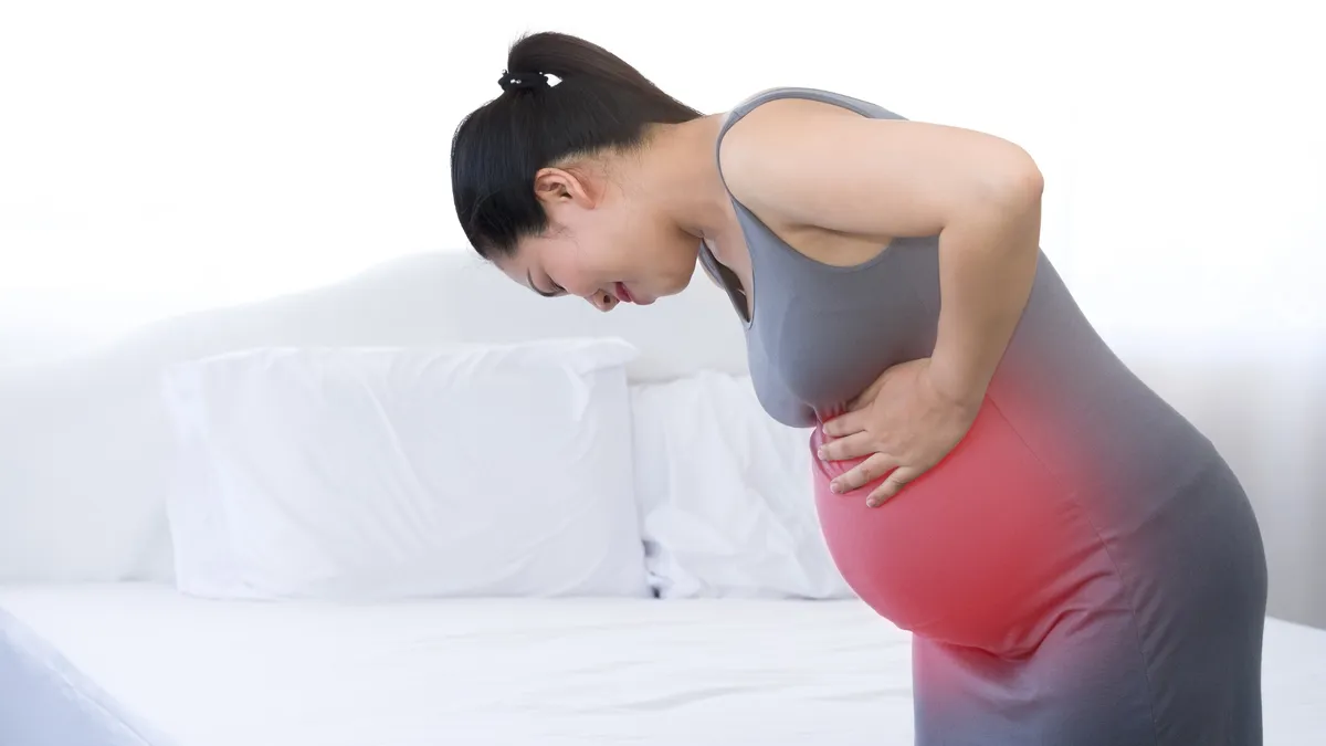 Vỡ tử cung trong thai kỳ: Dấu hiệu cảnh báo và hướng xử lý kịp thời