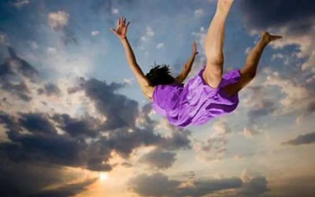 Khám phá Lucid Dream - Giấc mơ nơi bạn là Chúa