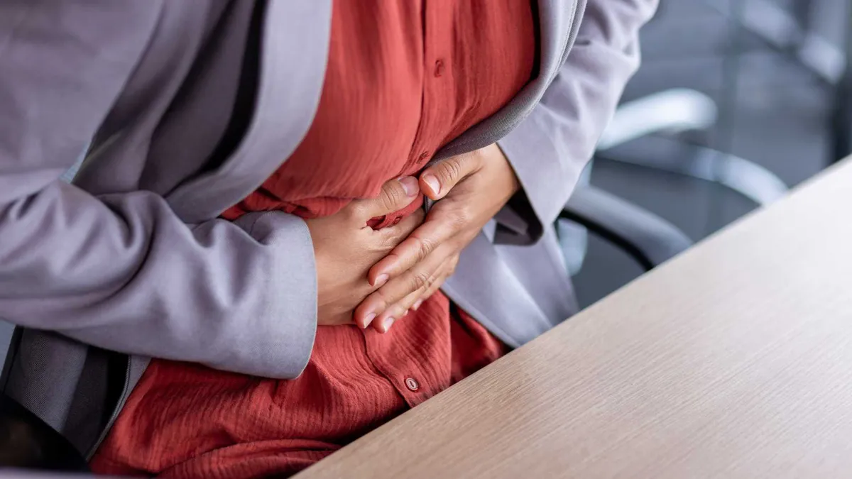Tiêu chảy sốt ớn lạnh và các triệu chứng cần lưu ý