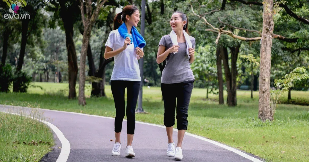 Đi bộ ngoài trời với đi bộ trên máy: Đâu là "chân ái" cho hành trình giảm cân của bạn?