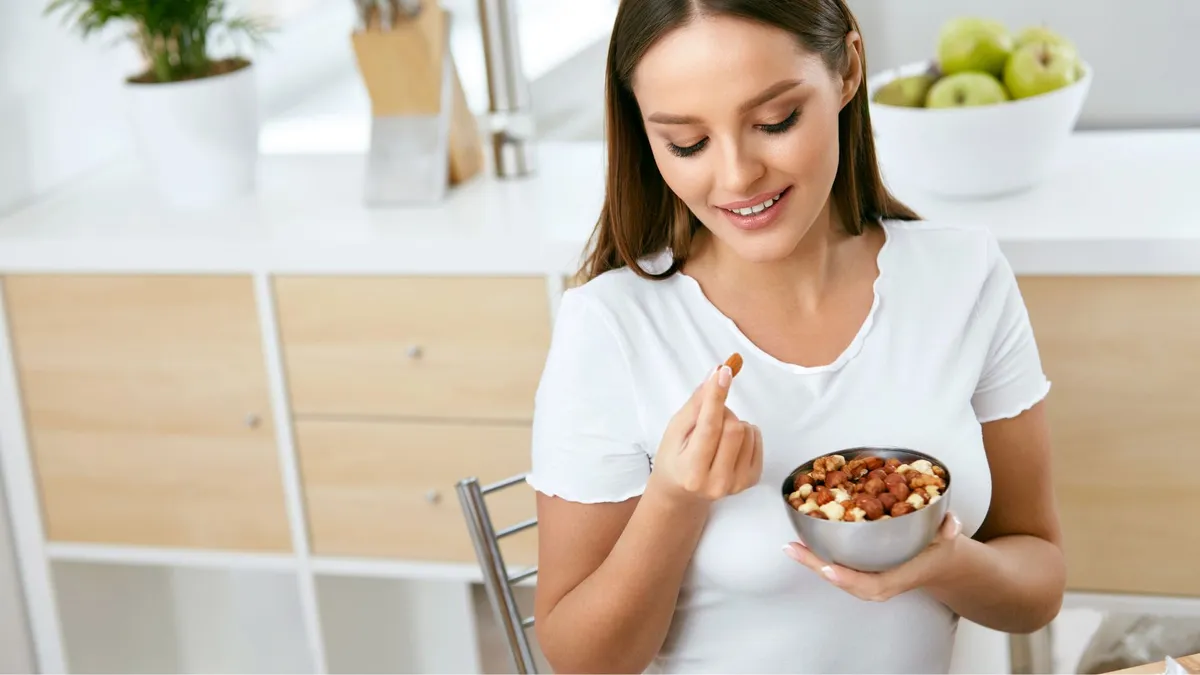 Nên ăn các loại hạt vào thời điểm nào? Cách dùng tốt cho sức khỏe