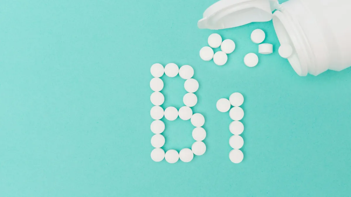 Gội đầu bằng vitamin B1 có nhanh mọc tóc không?