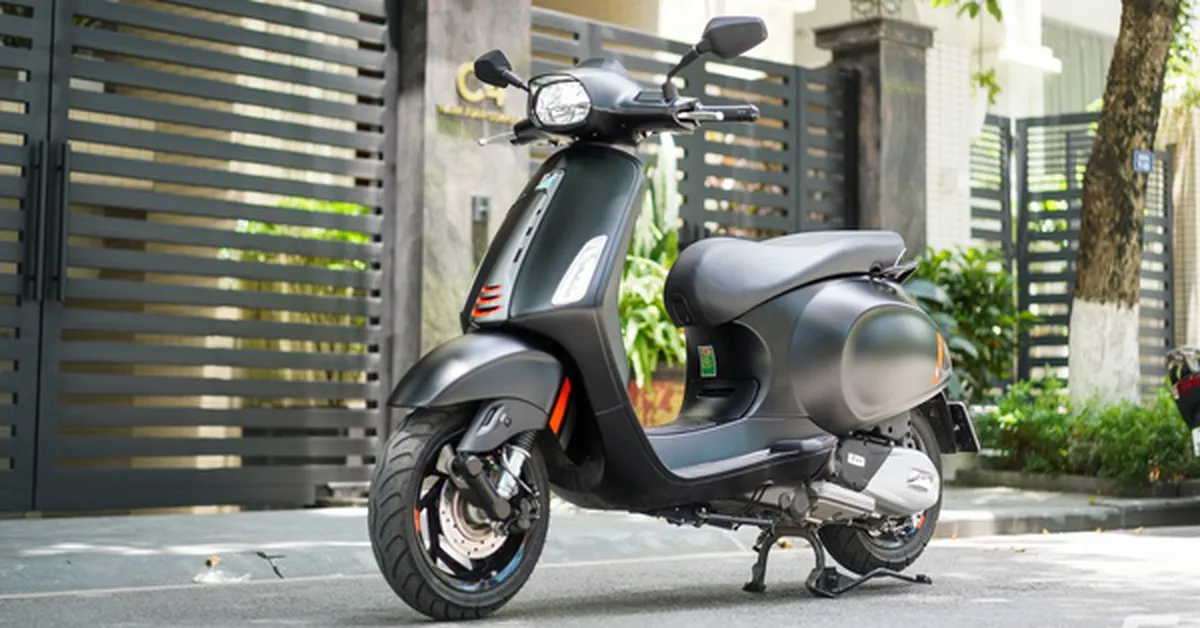 Vespa Sprint S 125 2025: Vận hành linh hoạt, mức tiêu thụ nhiên liệu thực tế chỉ từ 2.3L/100Km