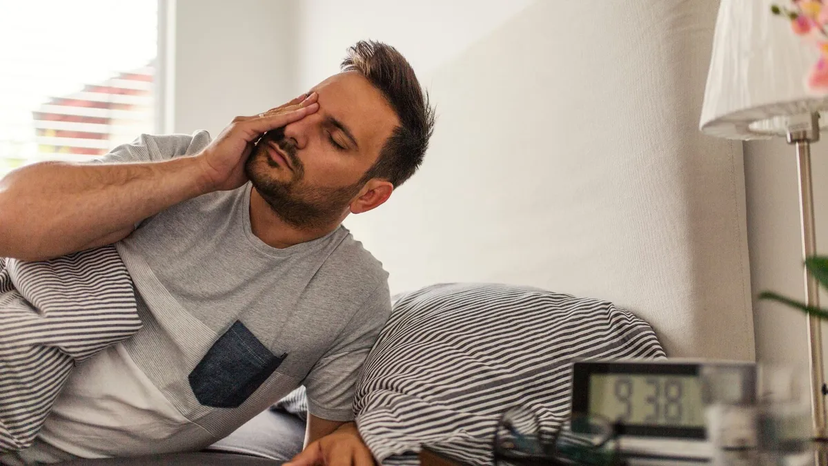 Hiện tượng ngủ như không ngủ: Chứng mất ngủ nghịch lý