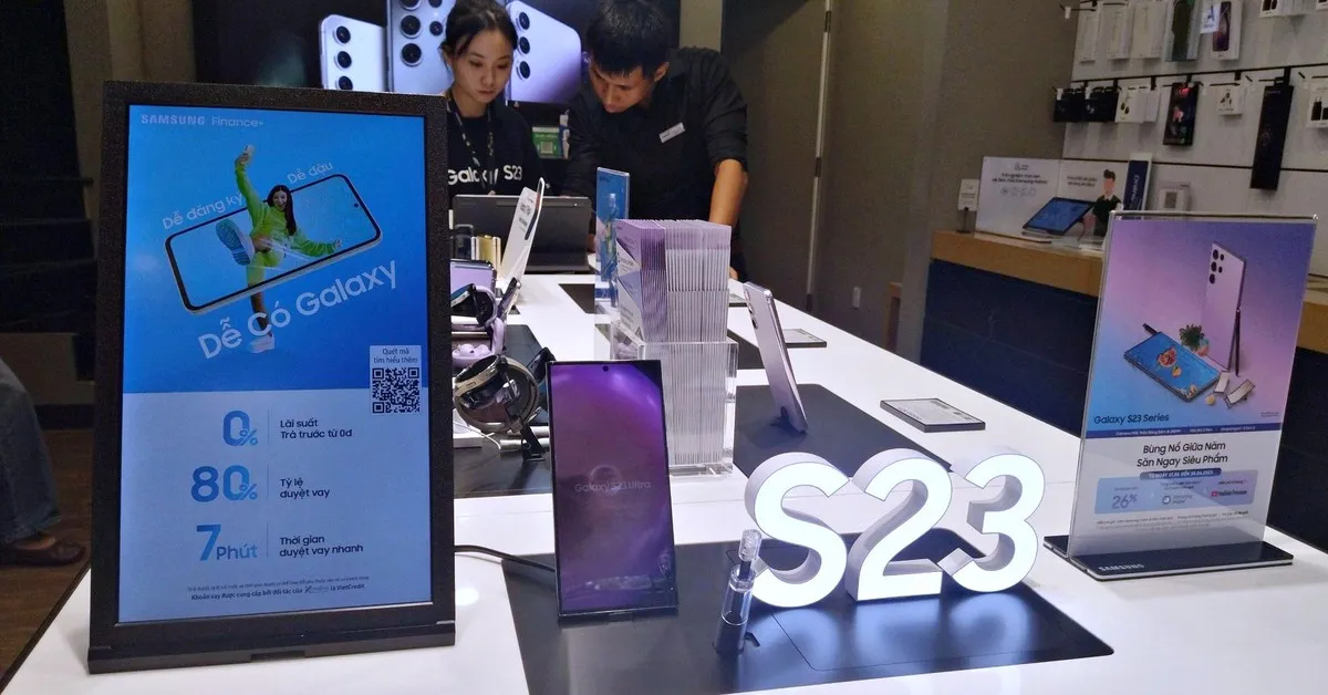 Thử mua Galaxy S23 Ultra trả góp qua Samsung Finance+: Chỉ tốn 5 phút điền thông tin, chờ đúng 1 phút là được duyệt
