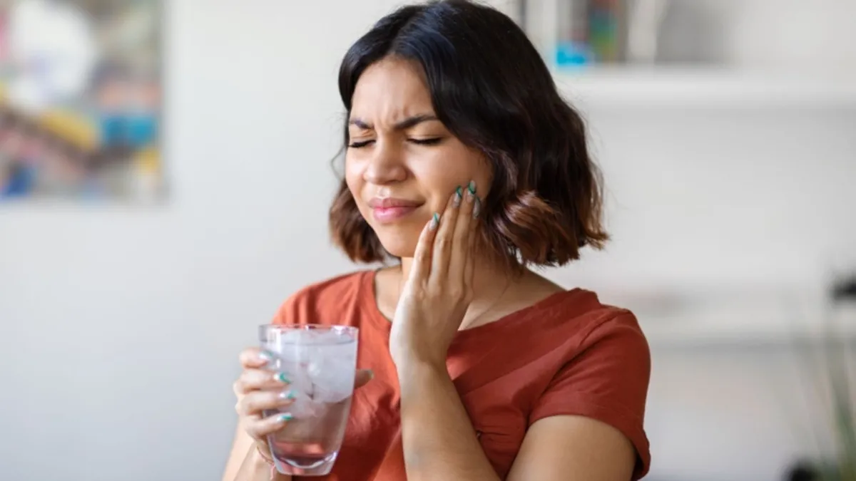 Triệu chứng viêm tủy răng là gì? Dấu hiệu nhận biết và cách xử lý kịp thời