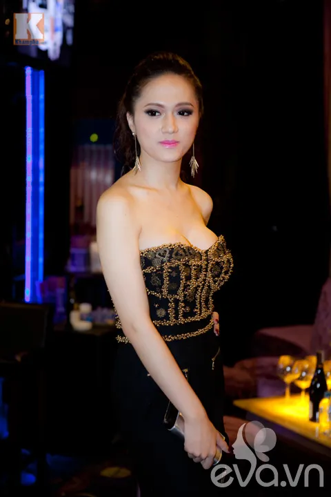 Hương Giang idol sexy 'nghẹt thở'