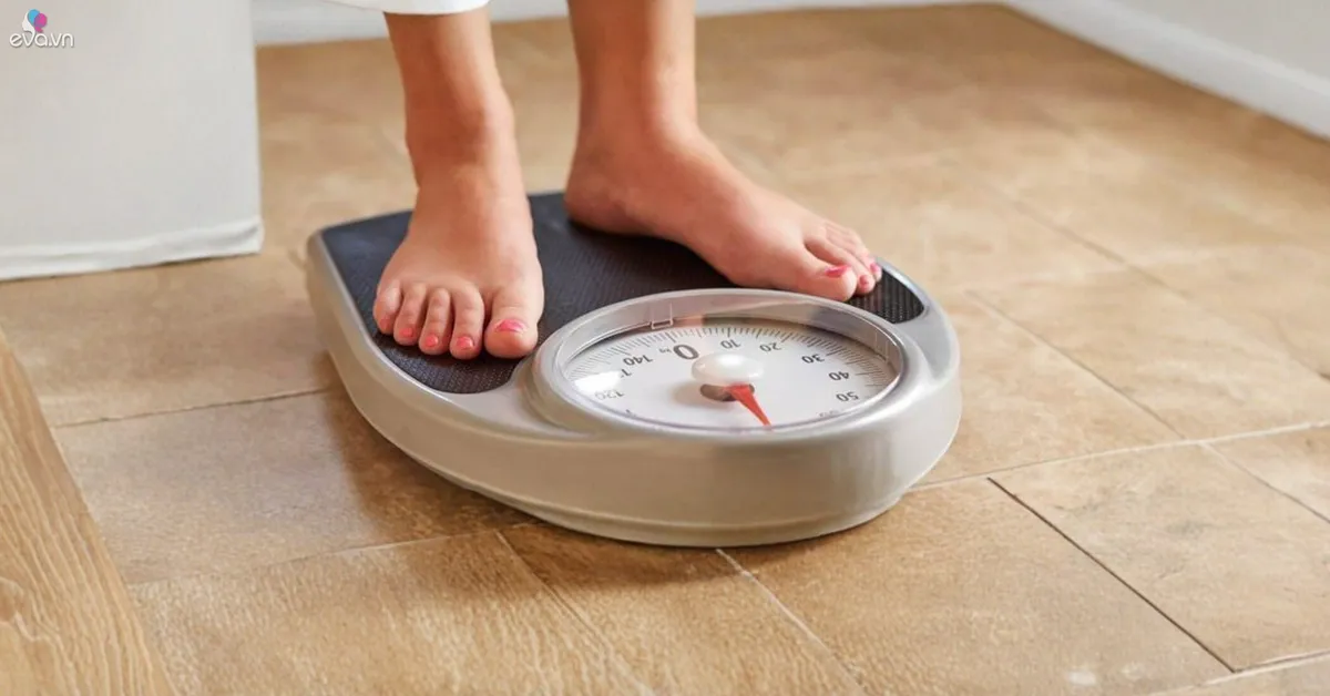 Ăn không nhiều, phụ nữ vẫn tăng cân sau tuổi 45? Chuyên gia chỉ ra 5 nguyên nhân và cách kiểm soát