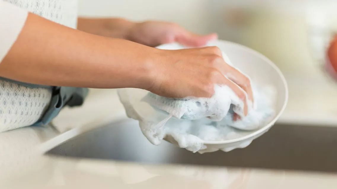 Nước rửa chén hữu cơ: Lợi ích khi sử dụng và cách lựa chọn