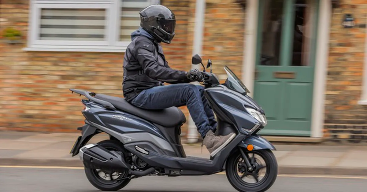 Suzuki âm thầm ra mắt mẫu xe tay ga 125cc: Giá chưa tới 60 triệu, nhưng trang bị 'giẫm chân tại chỗ'?