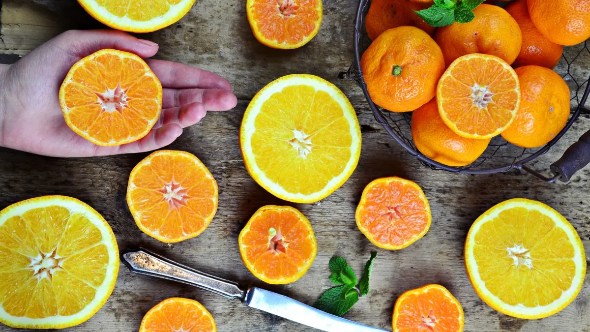 Quýt và cam: Loại quả nào chứa nhiều vitamin C hơn?