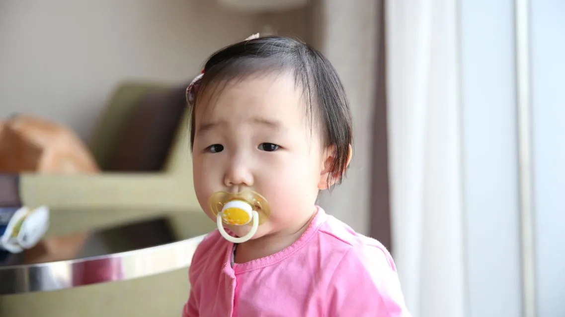 Cách cai ti giả cho bé hiệu quả: Bí quyết giúp trẻ thích nghi nhẹ nhàng