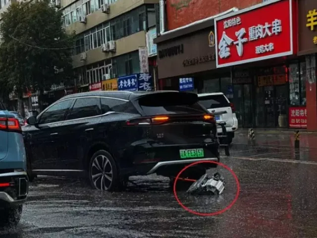 BYD chính thức lên tiếng về vụ xe rơi mô-tơ điện, khẳng định không phải lỗi chất lượng