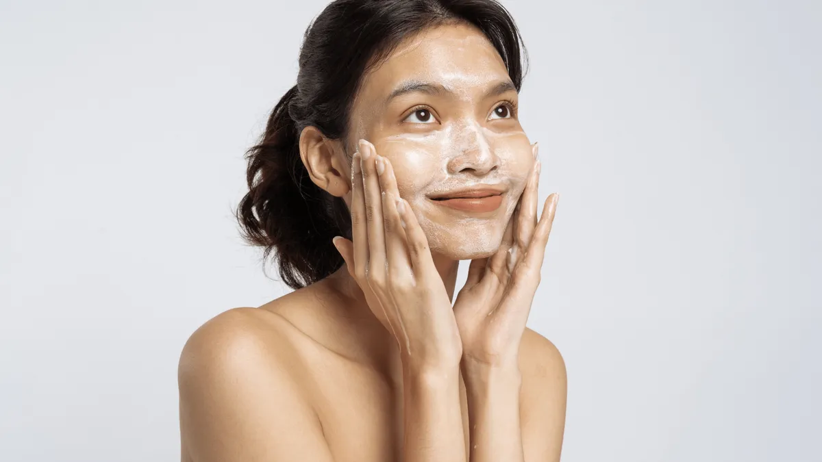 Cách làm mặt nạ bằng vaseline an toàn, dưỡng ẩm tại nhà