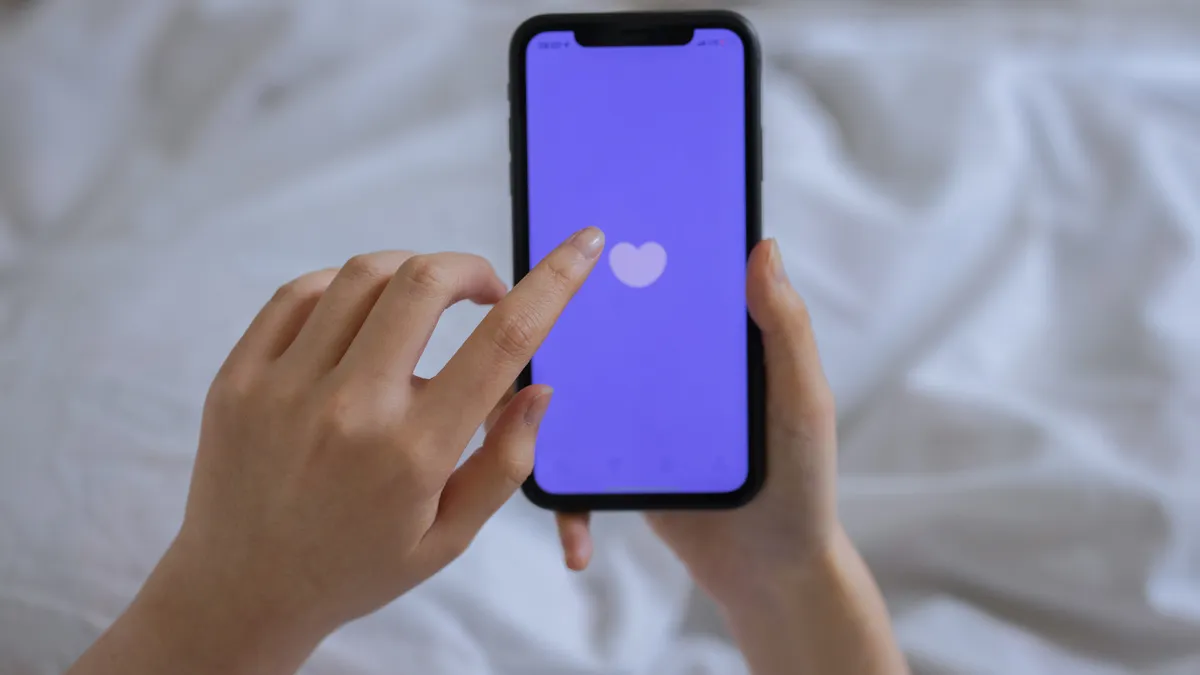 Cách đo nhịp tim bằng điện thoại đơn giản tại nhà