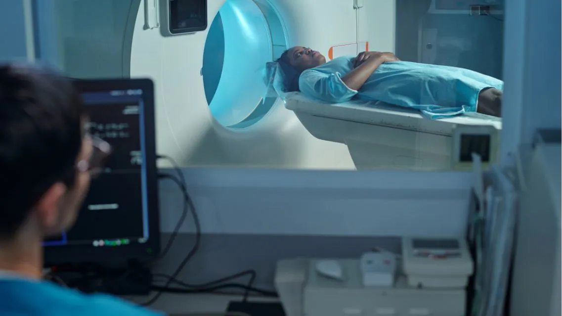 Chụp MRI não và chụp MRI sọ não có gì khác nhau?
