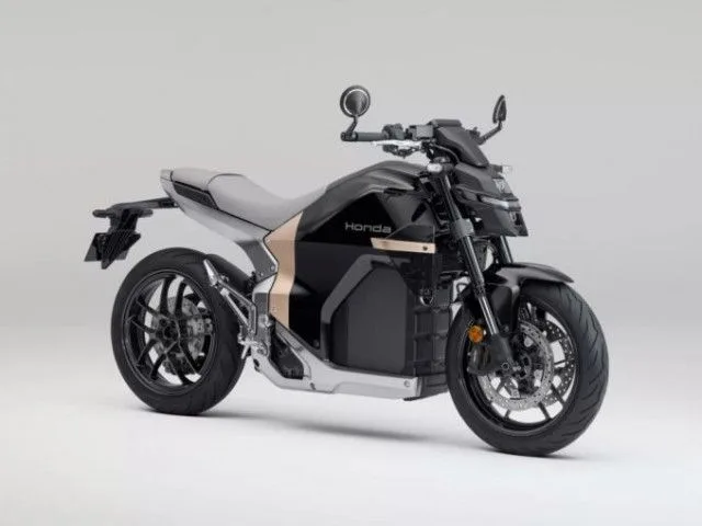 Honda chính thức mở bán mô tô điện đầu tiên, giá quy đổi khoảng 443,9 triệu VNĐ