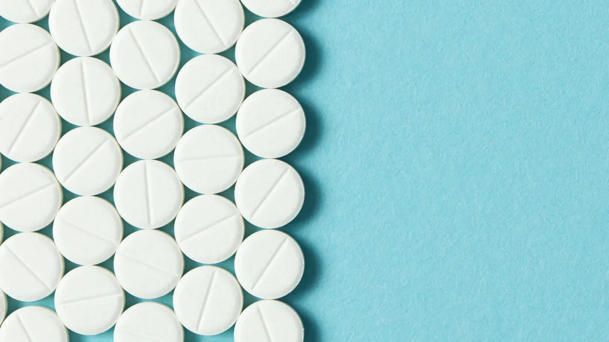 Có thể uống ibuprofen khi bụng đói không? Thông tin cần biết