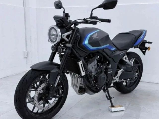 Honda CB500 Super Four "cập bến" Việt Nam: Giá từ 285 triệu đồng, cao hơn CB650R vẫn hút khách đặt mua