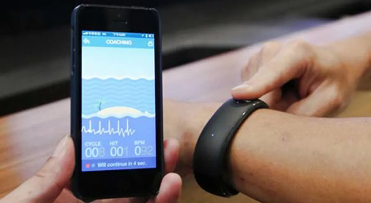 Foxconn sản xuất smartwatch kết nối được với iPhone, có tính năng theo dõi sức khỏe