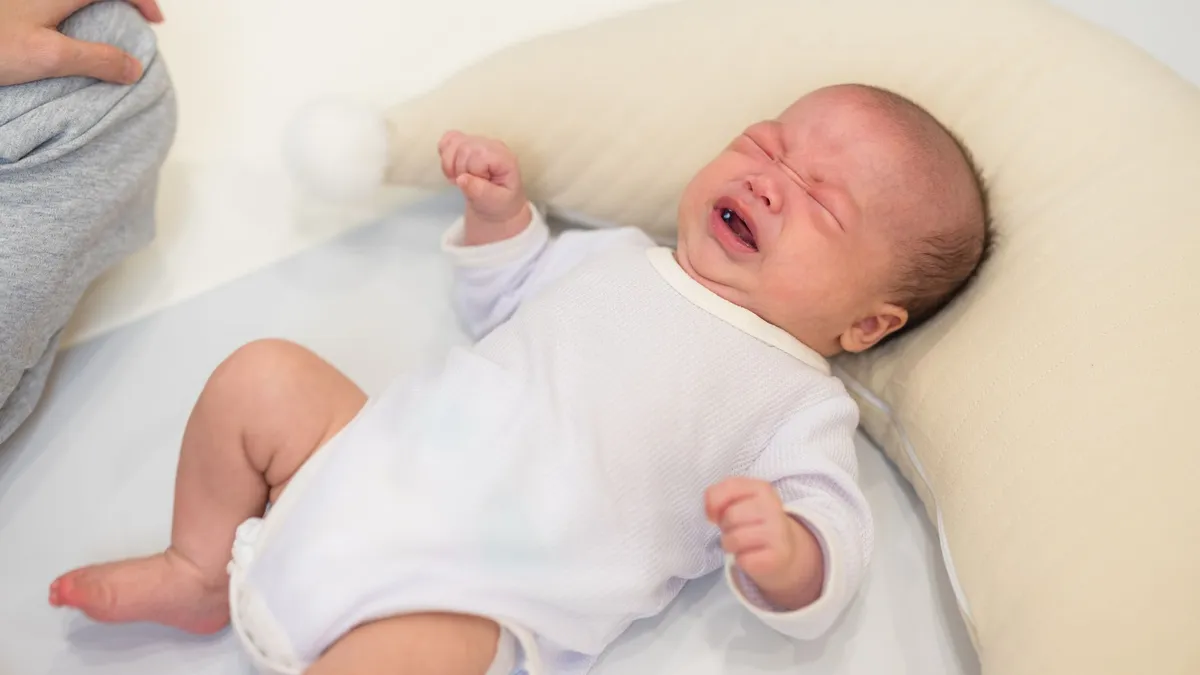 Trẻ sơ sinh thở nhanh mạnh có sao không? Nguyên nhân và cách xử lý an toàn