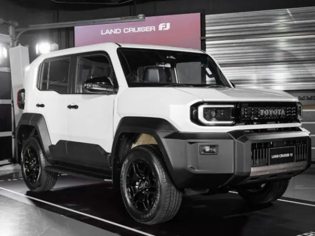 Toyota Việt Nam "nhá hàng" Land Cruiser FJ, mẫu SUV địa hình mới sắp ra mắt giá dự kiến 1,2 tỷ đồng