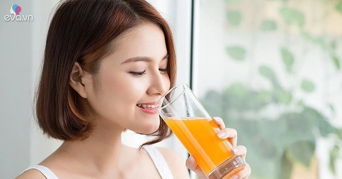 5 thức uống hàng ngày giàu collagen giúp da căng mịn